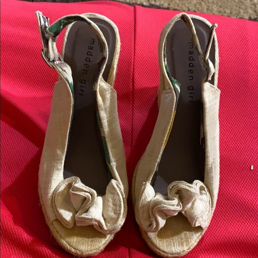 Madden Girl Cream Wedges